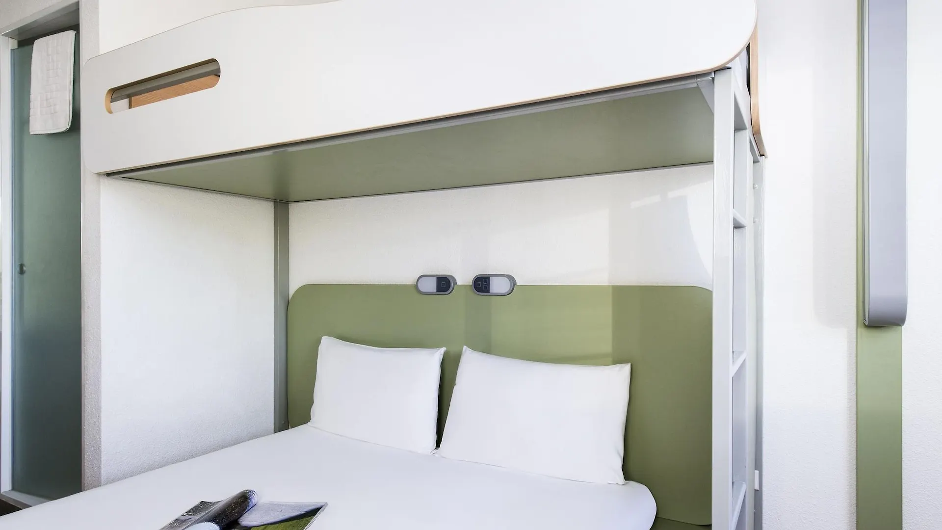 Hotel Ibis Budget Leeds Centre Crown Point Road