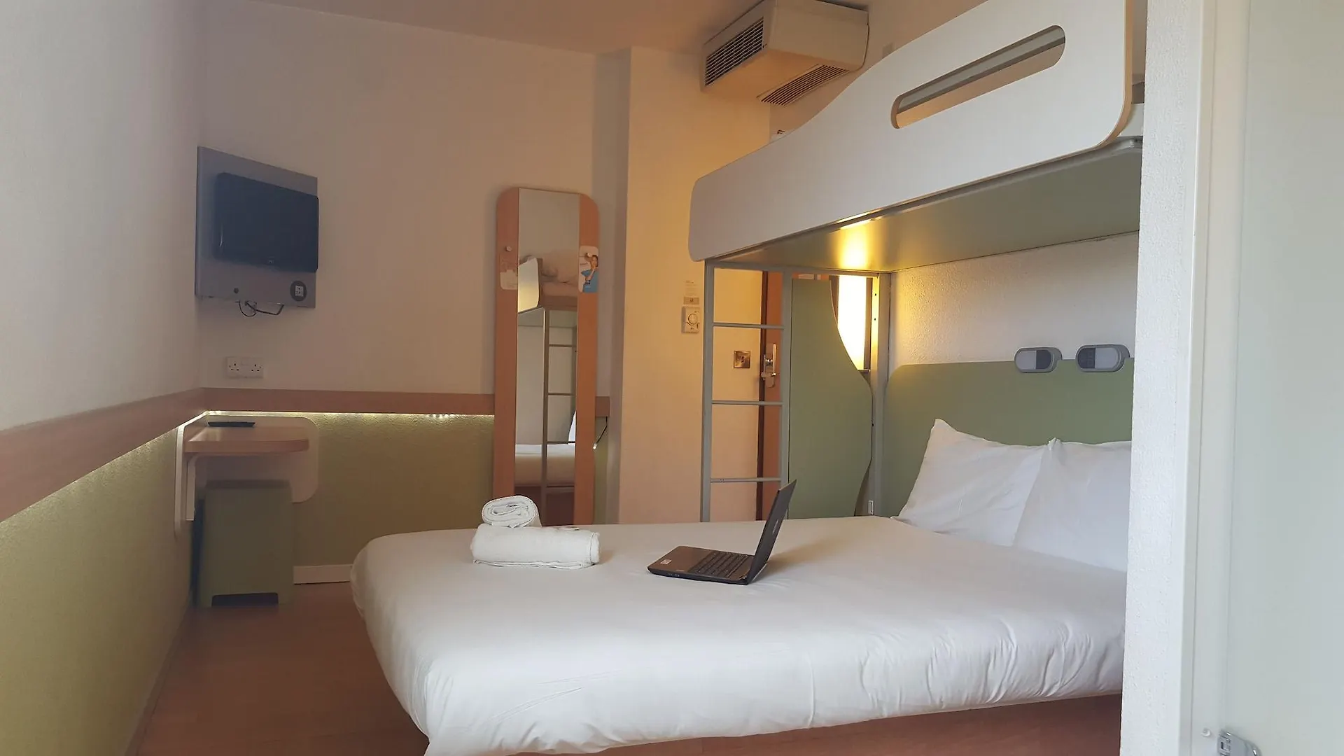 Ibis Budget Leeds Centre Crown Point Road Hotel