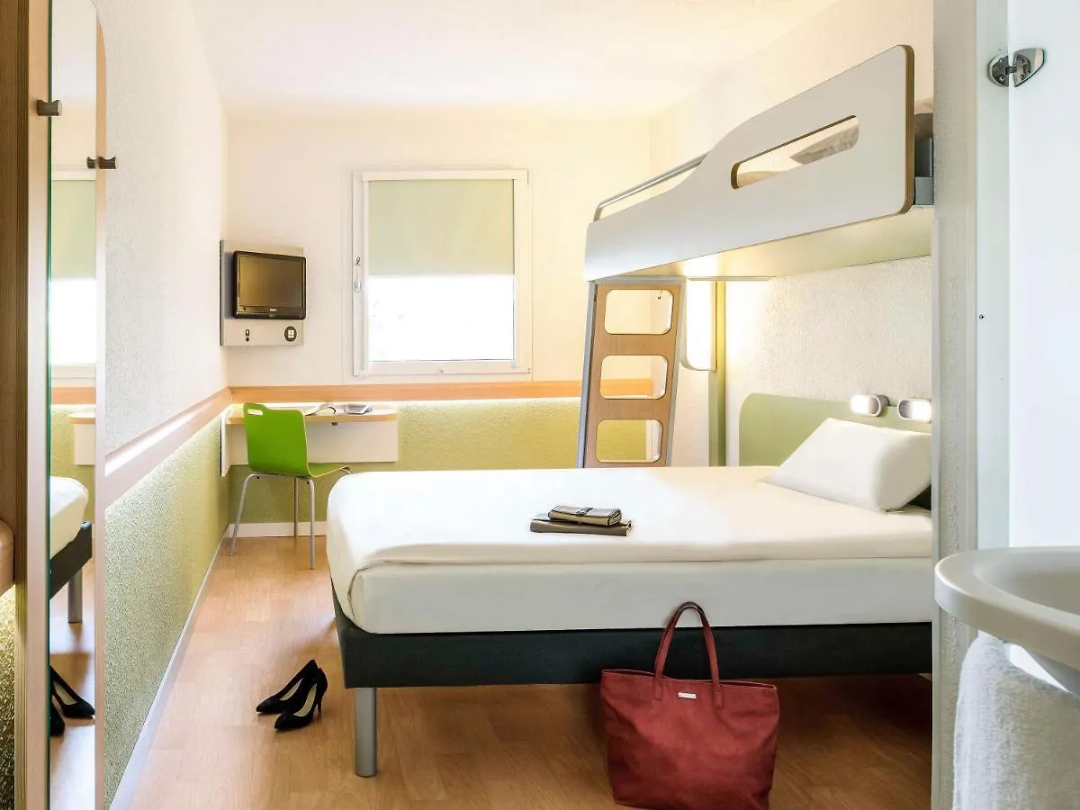 Ibis Budget Leeds Centre Crown Point Road United Kingdom