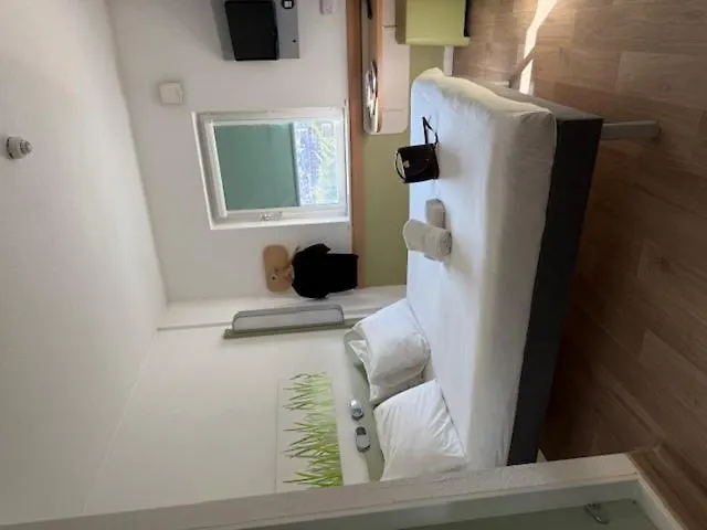 Ibis Budget Leeds Centre Crown Point Road